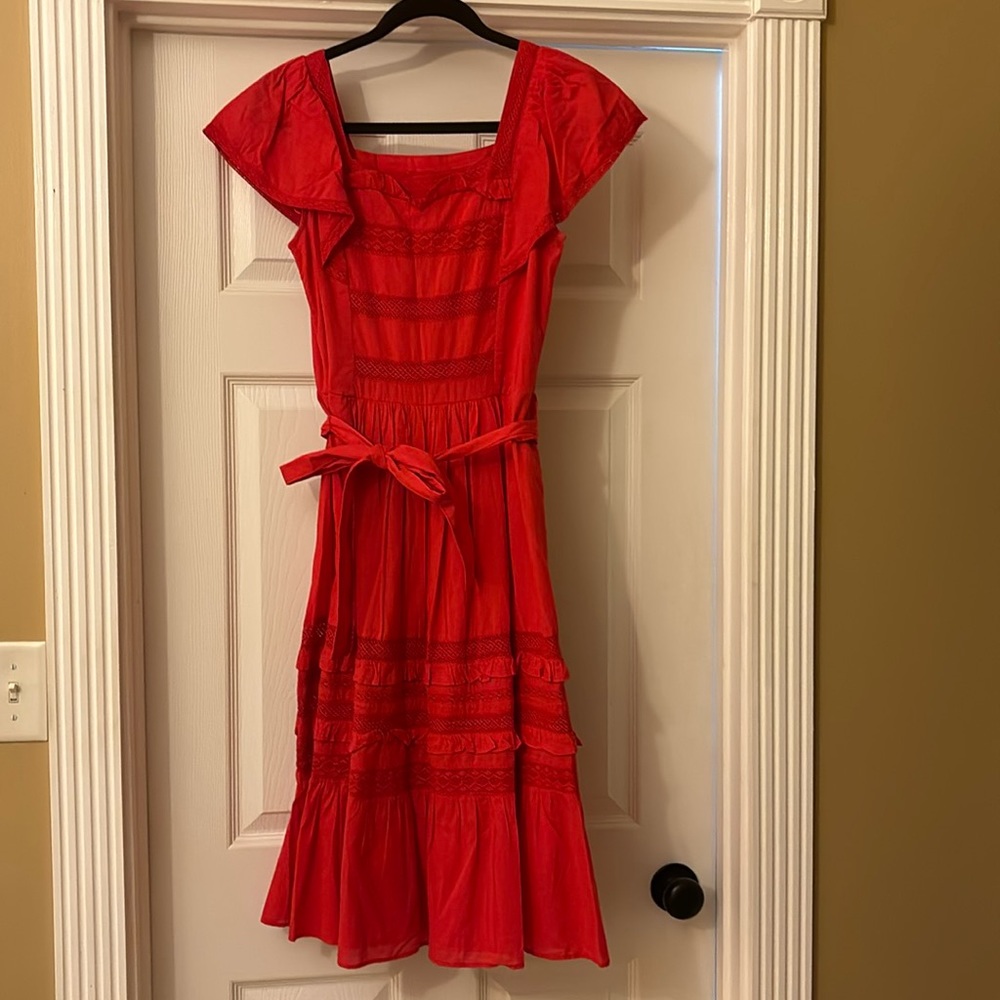 Draper James festive dress with lace detail. Size XS.